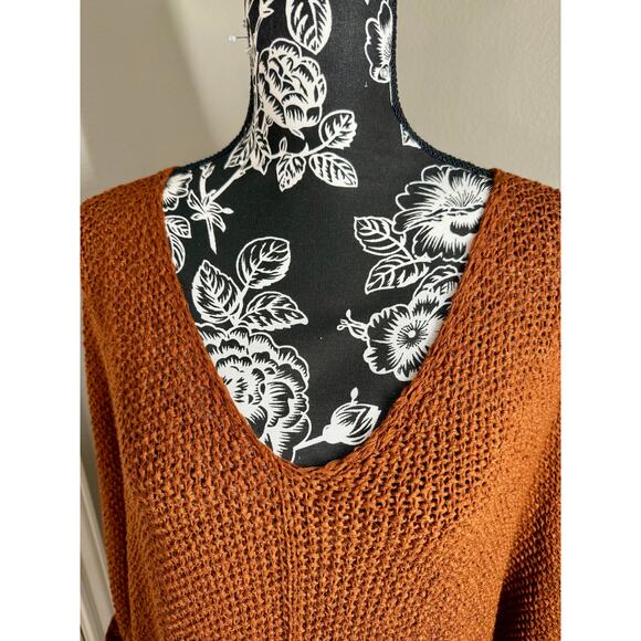 She + Sky Open Knit Oversized V Neck Sweater Rust One Size - Picture 2 of 7